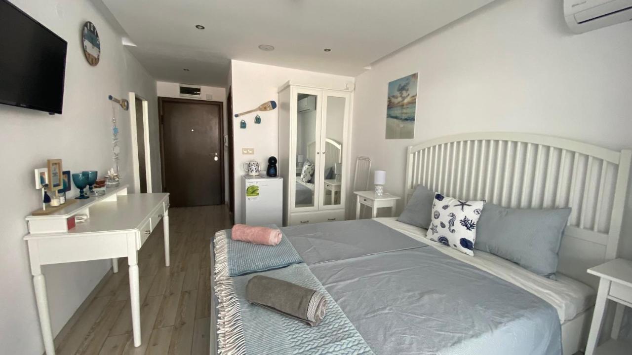 Paradiso 'B' 108 Private Cozy Room Nessebar Bagian luar foto