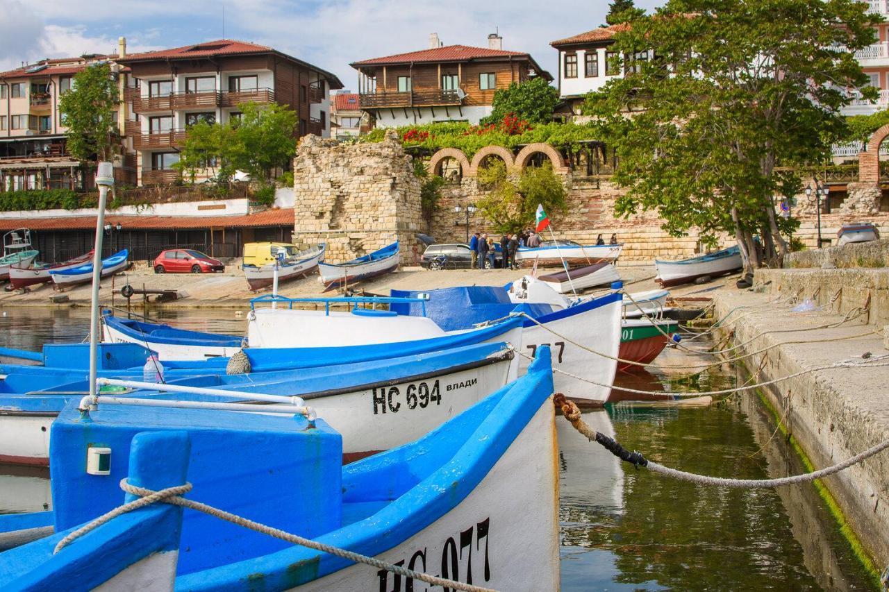 Paradiso 'B' 108 Private Cozy Room Nessebar Bagian luar foto